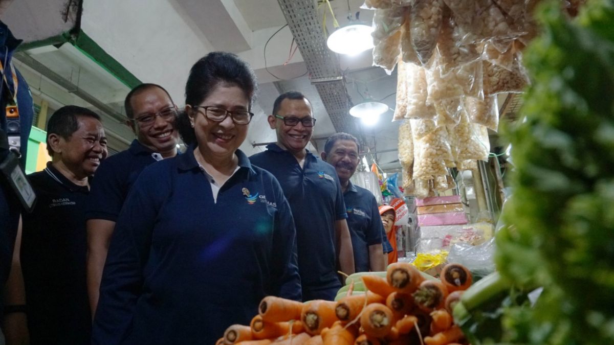 Kunjungi Pasar Kramat Jati, Menkes Nila Moeloek: Perkuat Pasar Sehat'