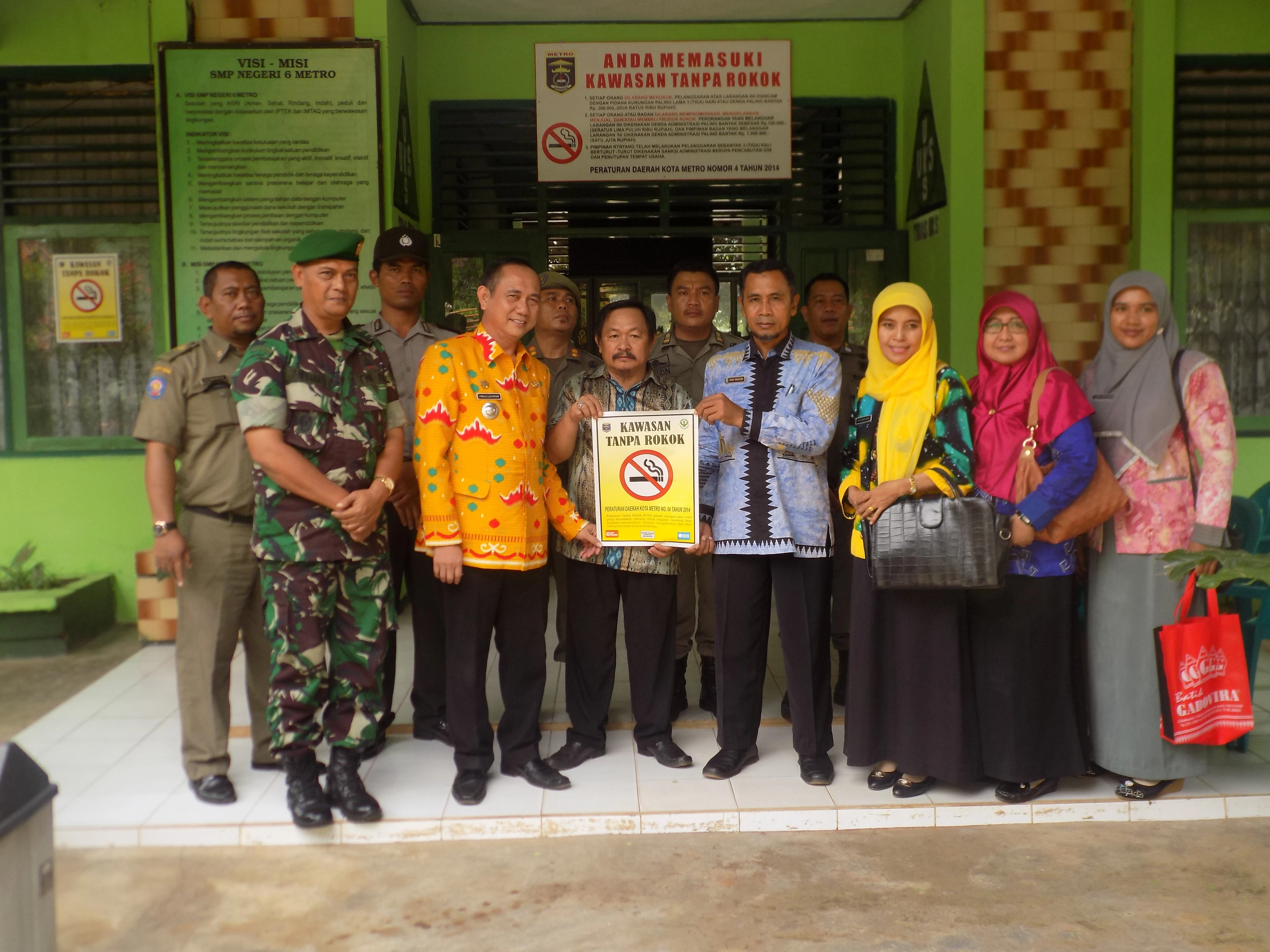 Kegiatan Implementasi Perda No 2 Tahun 2014 Tentang Kawasan Tanpa Rokok (KTR) di SMP Negeri 6 Kota Metro Provinsi Lampung