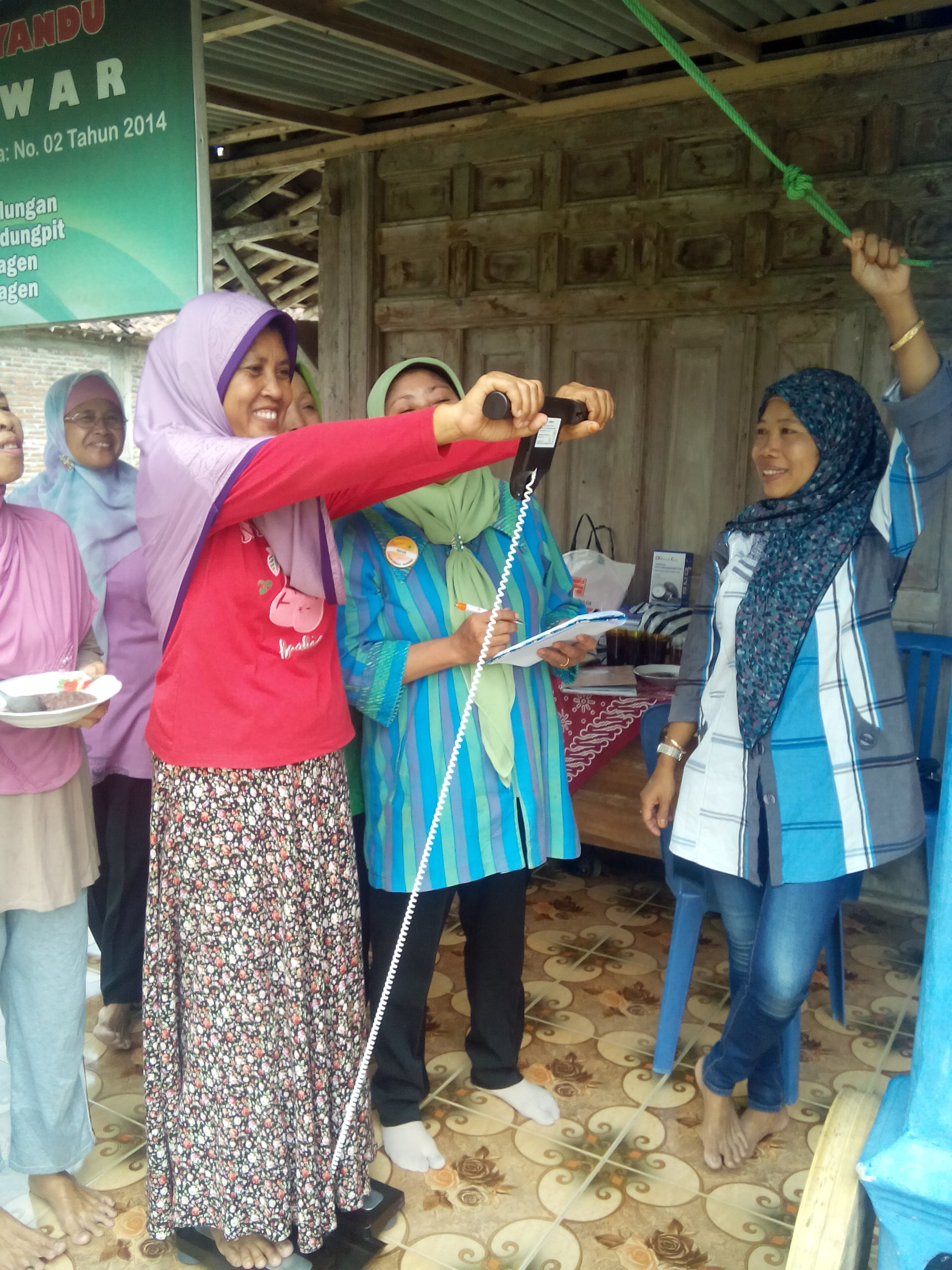 Pelaksanaan Posbindu Sehat Sejahtera Kd. Upit Kab. Sragen'