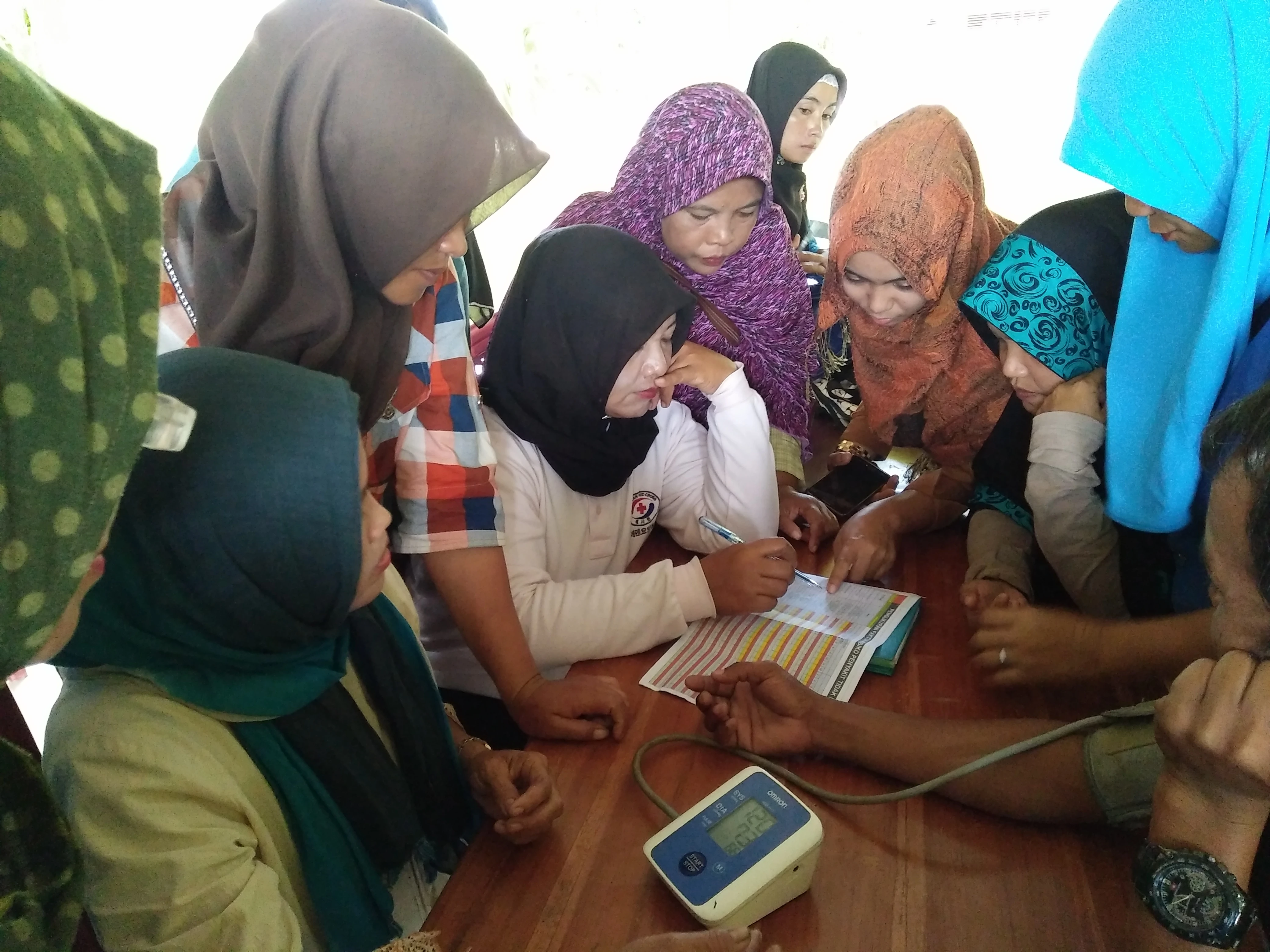 Pelatihan Kader Posbindu Di Desa Sambahule, Kecamatan Baito, Kab. Konawe Selatan, Prov. Sulawesi Tenggara