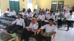 Pertemuan Intensifikasi Program PTM (Penyakit Tidak Menular) Dinas Kesehatan Kabupaten Merangin 23 Maret 2016