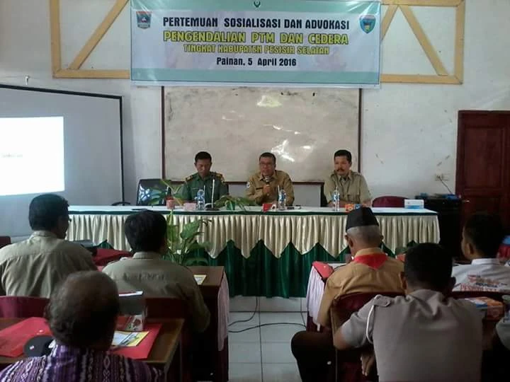 Pertemuan Sosialisasi & Advokasi Pengendalian PTM dan Cedera Tingkat Kabupaten Pesisir Selatan Painan Tgl 5 April 2016