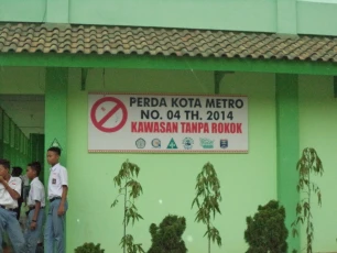 Kegiatan Pembinaan dan Pengawasan Tim Penegak Perda Kota Metro Nomor 4 Tahun 2014 Tentang Kawasan Tanpa Rokok