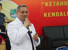 dr. Tunggul D. Situmorang, Sp.PD-KGH , Ketua Perhimpunan Hipertensi Indonesia pada Media Briefing 